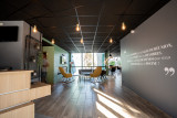 Reception 2 - © PoMo hotel & Restaurant Reception 2