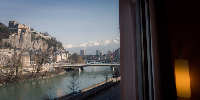 ibis grenoble gare - © Pierre Jayet ibis grenoble gare