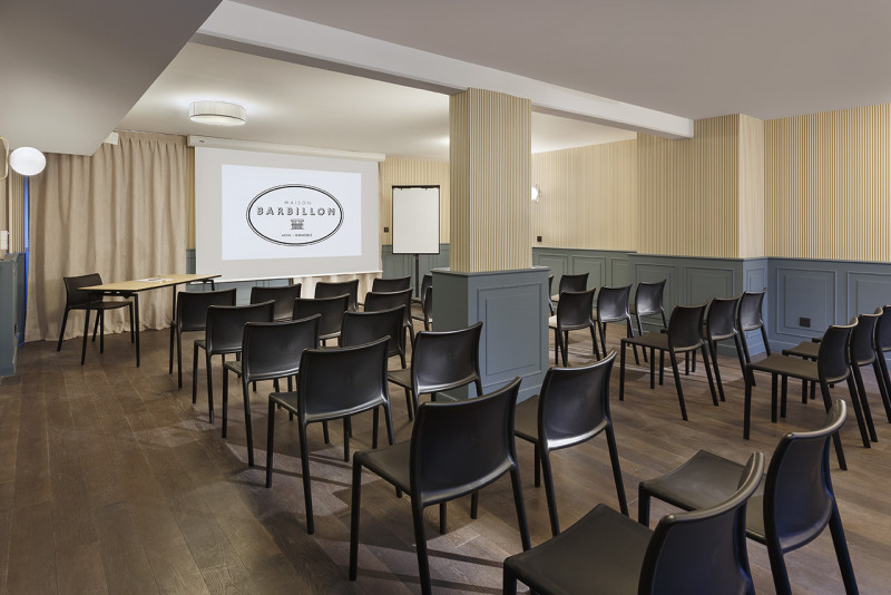maison_barbillon_grenoble_seminaires_theatre_bd.jpg maison_barbillon_grenoble_seminaires_theatre_bd.jpg