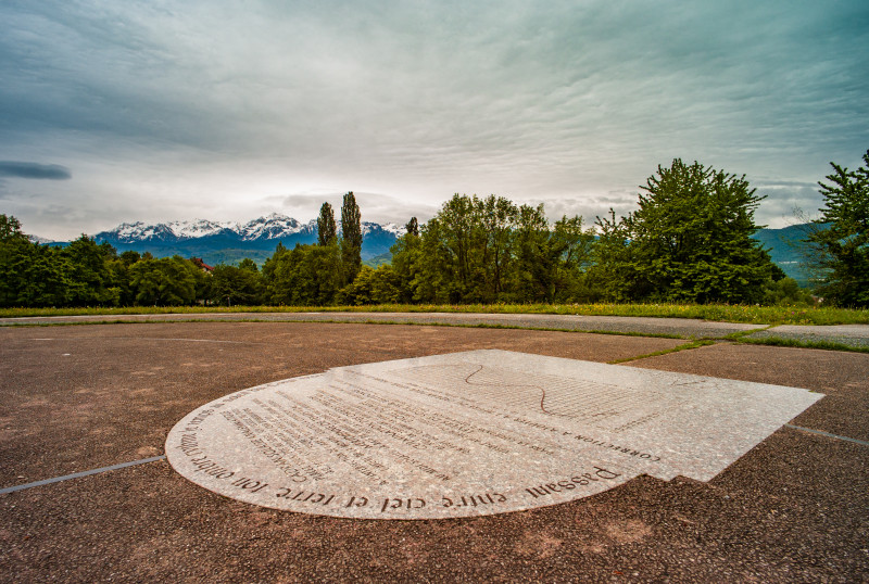 Le cadran solaire analemmatique_Meylan