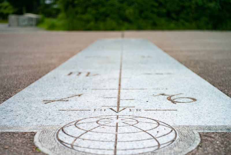 Le cadran solaire analemmatique_Meylan